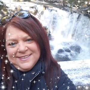 Meet your Posher, Bobbie